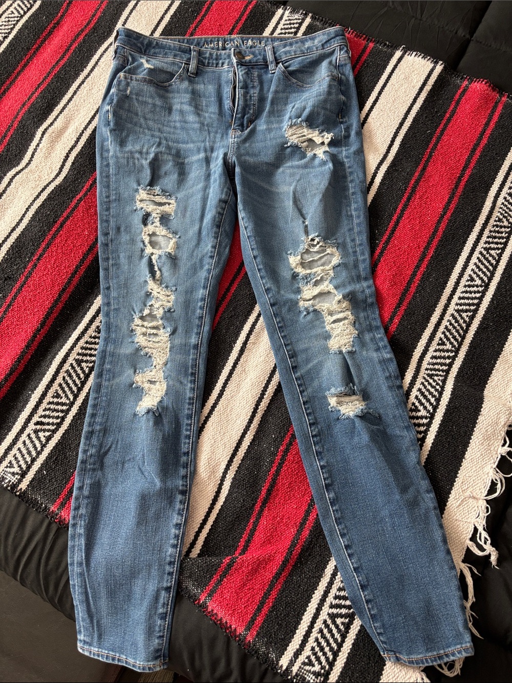 American Eagle Outfitters Women's Ripped Medium Blue Skinny Jeans